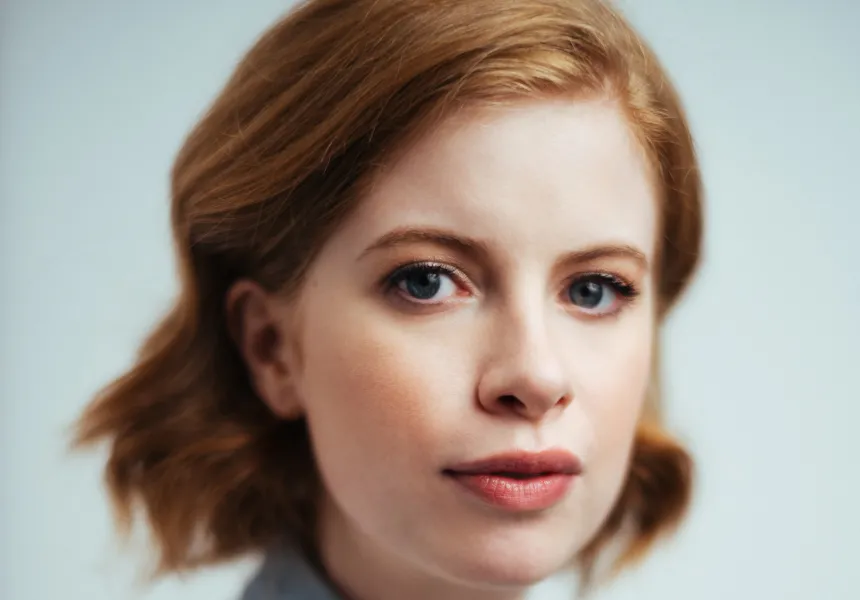 Megan Graves actor headshot